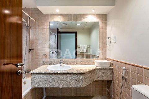 Villa en Jumeirah Islands, Dubai, 4 dormitorios, 488 m², № 104742 - foto 26