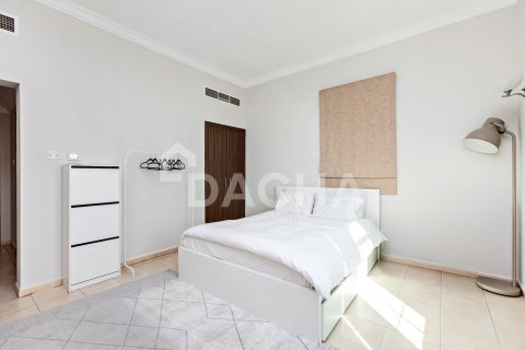 Villa en Jumeirah Islands, Dubai, 4 dormitorios, 488 m², № 104742 - foto 27