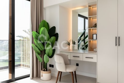 Villa en Jumeirah Golf Estates, Dubai, 5 dormitorios, 479 m², № 104748 - foto 15