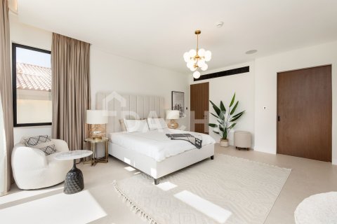 Villa en Jumeirah Golf Estates, Dubai, 5 dormitorios, 479 m², № 104748 - foto 19