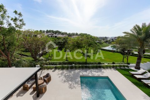 Villa en Jumeirah Golf Estates, Dubai, 5 dormitorios, 479 m², № 104748 - foto 11