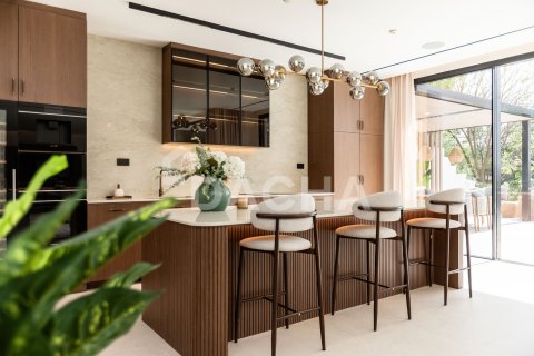 Villa en Jumeirah Golf Estates, Dubai, 5 dormitorios, 479 m², № 104748 - foto 4