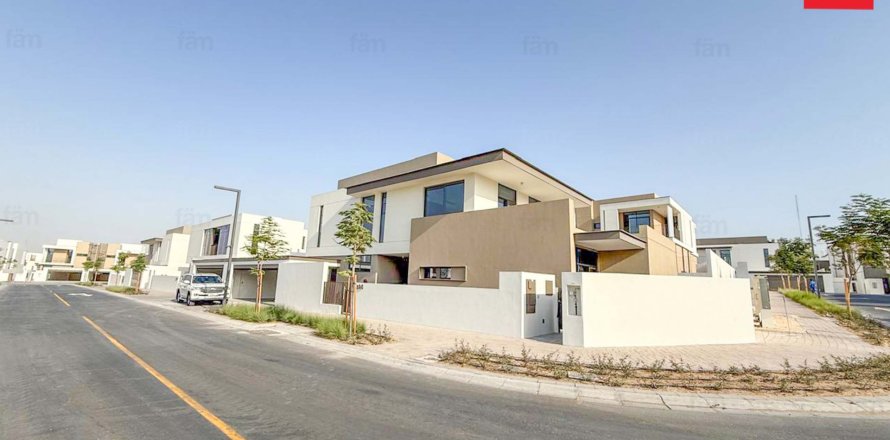 Villa in Al Furjan, Dubai 4 bedrooms, 565.7 sq.m. № 24652
