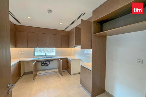 Villa in Al Furjan, Dubai 4 bedrooms, 565.7 sq.m. № 24652 - photo 8