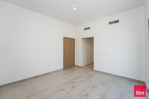 Villa in Al Furjan, Dubai 5 bedrooms, 661.6 sq.m. № 24655 - photo 11