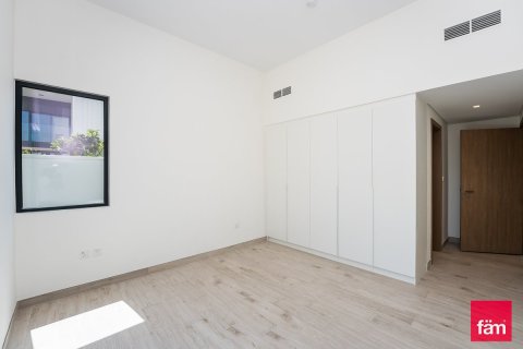 Villa in Al Furjan, Dubai 5 bedrooms, 661.6 sq.m. № 24655 - photo 7
