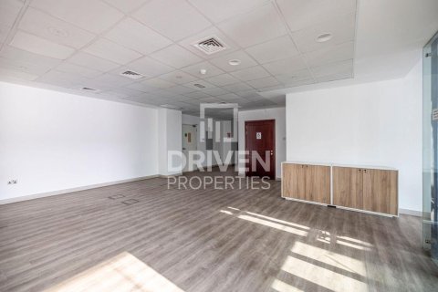 Warehouse in Jebel Ali, Dubai 2878.97 sq.m. № 130089 - photo 19