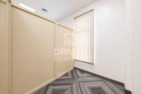 Warehouse in Dubai 2097.56 sq.m. № 130086 - photo 11