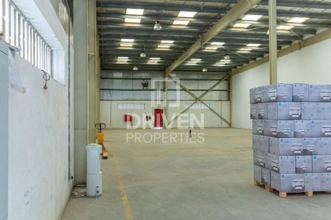 Warehouse in Jebel Ali, Dubai 2759.78 sq.m. № 130087 - photo 4