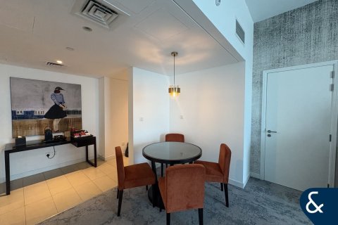 Apartment in Jumeirah Lake Towers, Dubai 1 bedroom, 80 sq.m. № 75891 - photo 2