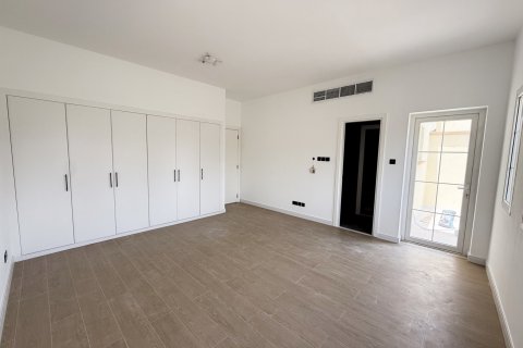 Villa en Springs 8, The Springs, Dubai, 3 dormitorios, 228 m², № 75905 - foto 9