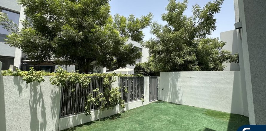 Вилла в Elan, Tilal Al Ghaf, Дубай, 3 спальни, 140м², № 75903