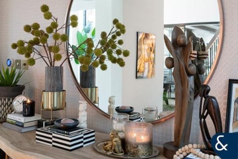 Купить виллу в Jumeirah Islands, Дубай: 4 спальни, 530м², № 75893 - фото 7