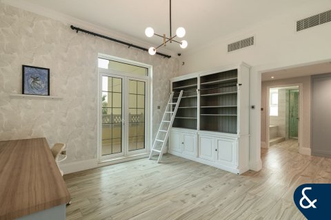 Villa en Jumeirah Islands, Dubai, 4 dormitorios, 534 m², № 75893 - foto 25