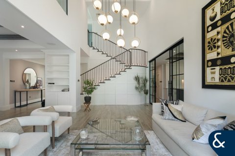 Купить виллу в Jumeirah Islands, Дубай: 4 спальни, 530м², № 75893 - фото 2