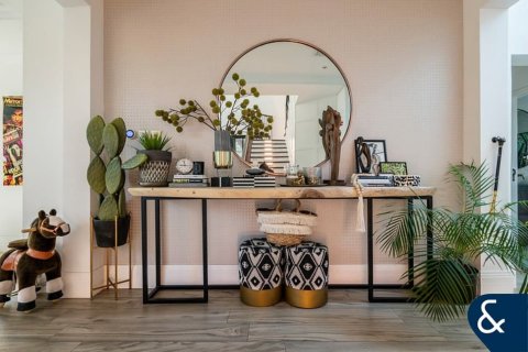 Купить виллу в Jumeirah Islands, Дубай: 4 спальни, 530м², № 75893 - фото 5