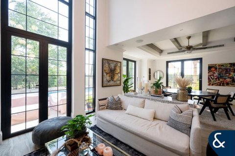 Купить виллу в Jumeirah Islands, Дубай: 4 спальни, 530м², № 75893 - фото 9