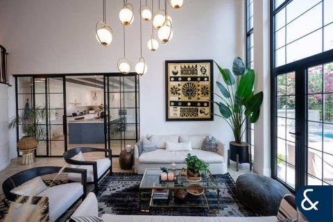 Купить виллу в Jumeirah Islands, Дубай: 4 спальни, 530м², № 75893 - фото 8