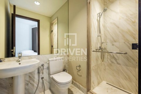 Apartment in The Address Residence Fountain Views, Downtown Dubai (Downtown Burj Dubai), Dubai 3 bedrooms, 214 sq.m. № 86985 - photo 18