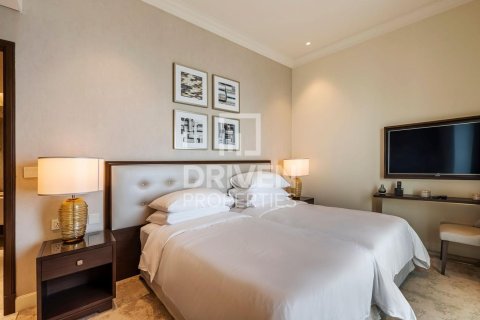 Apartment in The Address Residence Fountain Views, Downtown Dubai (Downtown Burj Dubai), Dubai 3 bedrooms, 214 sq.m. № 86985 - photo 13