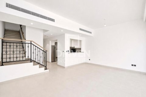 Townhouse in Damac Lagoons, Dubai 4 bedrooms, 143.91 sq.m. № 140993 - photo 4