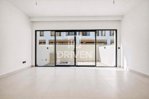Townhouse in Damac Lagoons, Dubai 4 bedrooms, 143.91 sq.m. № 140993 - photo 3