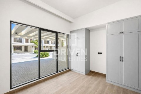 Townhouse in Damac Lagoons, Dubai 4 bedrooms, 143.91 sq.m. № 140993 - photo 7