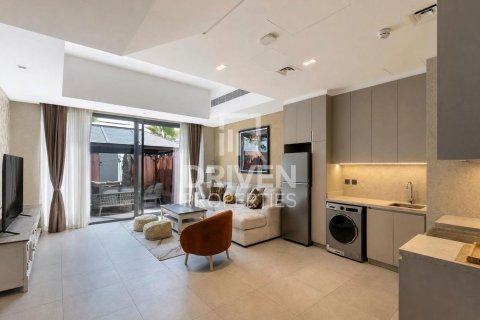Townhouse in Mohammed Bin Rashid City, Dubai 2 bedrooms, 137.59 sq.m. № 140994 - photo 2