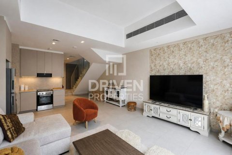 Townhouse in Mohammed Bin Rashid City, Dubai 2 bedrooms, 137.59 sq.m. № 140994 - photo 5