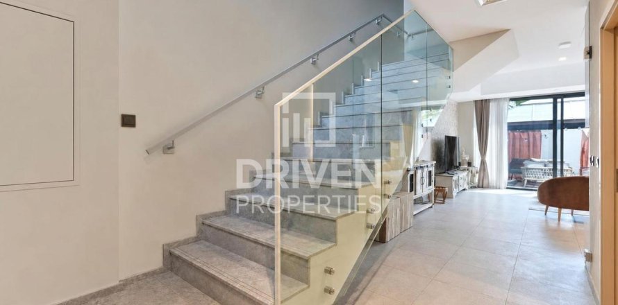 Townhouse in Mohammed Bin Rashid City, Dubai 2 bedrooms, 137.59 sq.m. № 140994