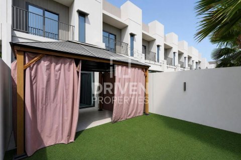 Townhouse in Mohammed Bin Rashid City, Dubai 2 bedrooms, 137.59 sq.m. № 140994 - photo 18