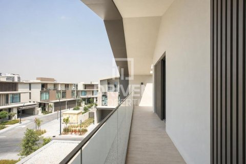 Снять в аренду виллу в Nad Al Sheba 1, Nadd Al Sheba, Дубай: 5 спален, 788.47м², № 128128 - фото 26