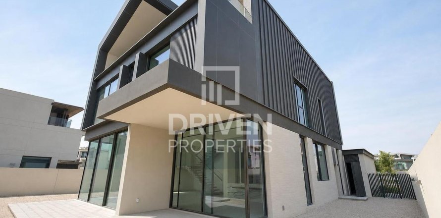 Вилла в Nad Al Sheba 1, Nadd Al Sheba, Дубай, 5 спален, 788.47м², № 128128