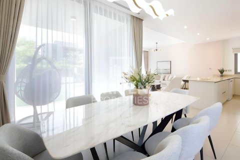 Снять в аренду виллу в Sidra Villas, Дубай Хилс Эстейт, Дубай: 3 спальни, 413.05м², № 128137 - фото 12