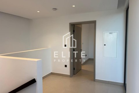 Villa in Aura, Tilal Al Ghaf, Dubai 5 bedrooms, 256 sq.m. № 141267 - photo 4