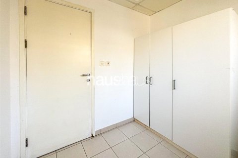 Villa en Meadows, Dubai, 3 dormitorios, 320 m², № 45045 - foto 17
