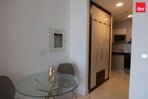 Apartment in Business Bay, Dubai 43.5 sq.m. № 22350 - photo 10
