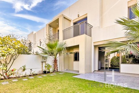 Adosado en Noor Townhouses, Town Square, Dubai, 3 dormitorios, 203 m², № 13621 - foto 2