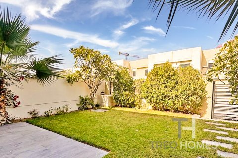 Adosado en Noor Townhouses, Town Square, Dubai, 3 dormitorios, 203 m², № 13621 - foto 18