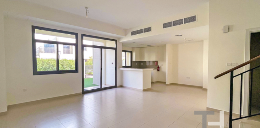 Adosado en Naseem Townhouses, Town Square, Dubai, 3 dormitorios, 206 m², № 13625