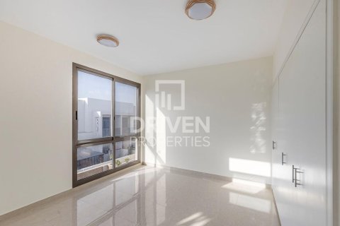 تاون هاوس في Town Square, دبي 4 غرف نوم, 262 م² رقم 20014 - صورة 3