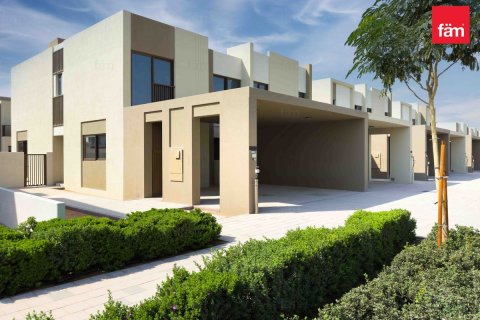 Adosado en Dubai, 3 dormitorios, 160.9 m², № 70682 - foto 3
