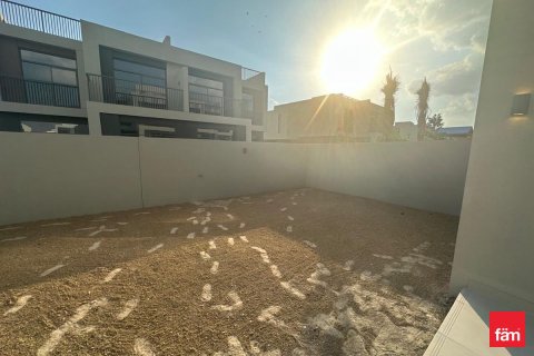 Villa in Dubai 4 bedrooms, 392 sq.m. № 70685 - photo 15