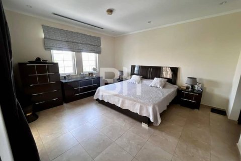 Villa en Jumeirah Park, Dubai, 3 dormitorios, 337 m², № 22995 - foto 18