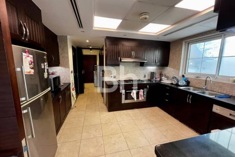 Villa en Jumeirah Park, Dubai, 3 dormitorios, 337 m², № 22995 - foto 10