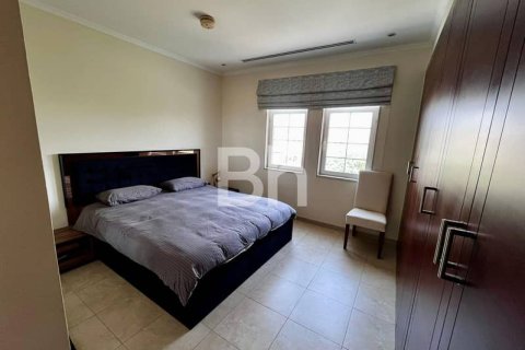 Villa en Jumeirah Park, Dubai, 3 dormitorios, 337 m², № 22995 - foto 16