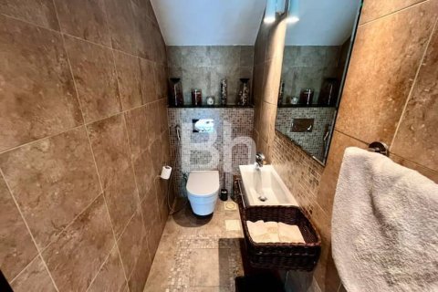 Villa en Jumeirah Park, Dubai, 3 dormitorios, 337 m², № 22995 - foto 7