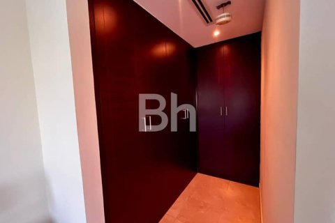 Villa en Jumeirah Park, Dubai, 3 dormitorios, 337 m², № 22995 - foto 20