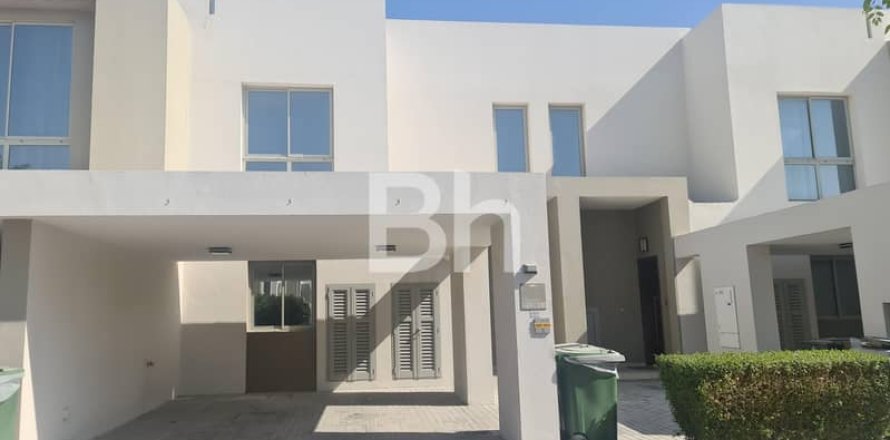 Таунхаус в Arabian Ranches 2, Дубай, 3 спальни, 204м², № 22971