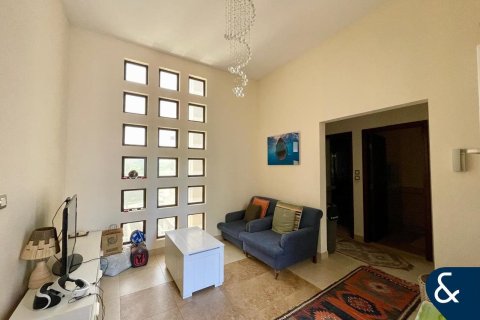 Villa en Al Salam, Mudon, Dubai, 4 dormitorios, 354 m², № 74772 - foto 7